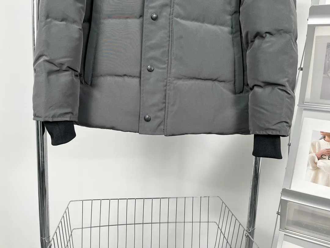 P720 𝐂𝐚𝐧𝐚𝐝𝐚 𝐠𝐨𝐨𝐬𝐞丨Canada Goose 29 down jackets Size: S-XXL